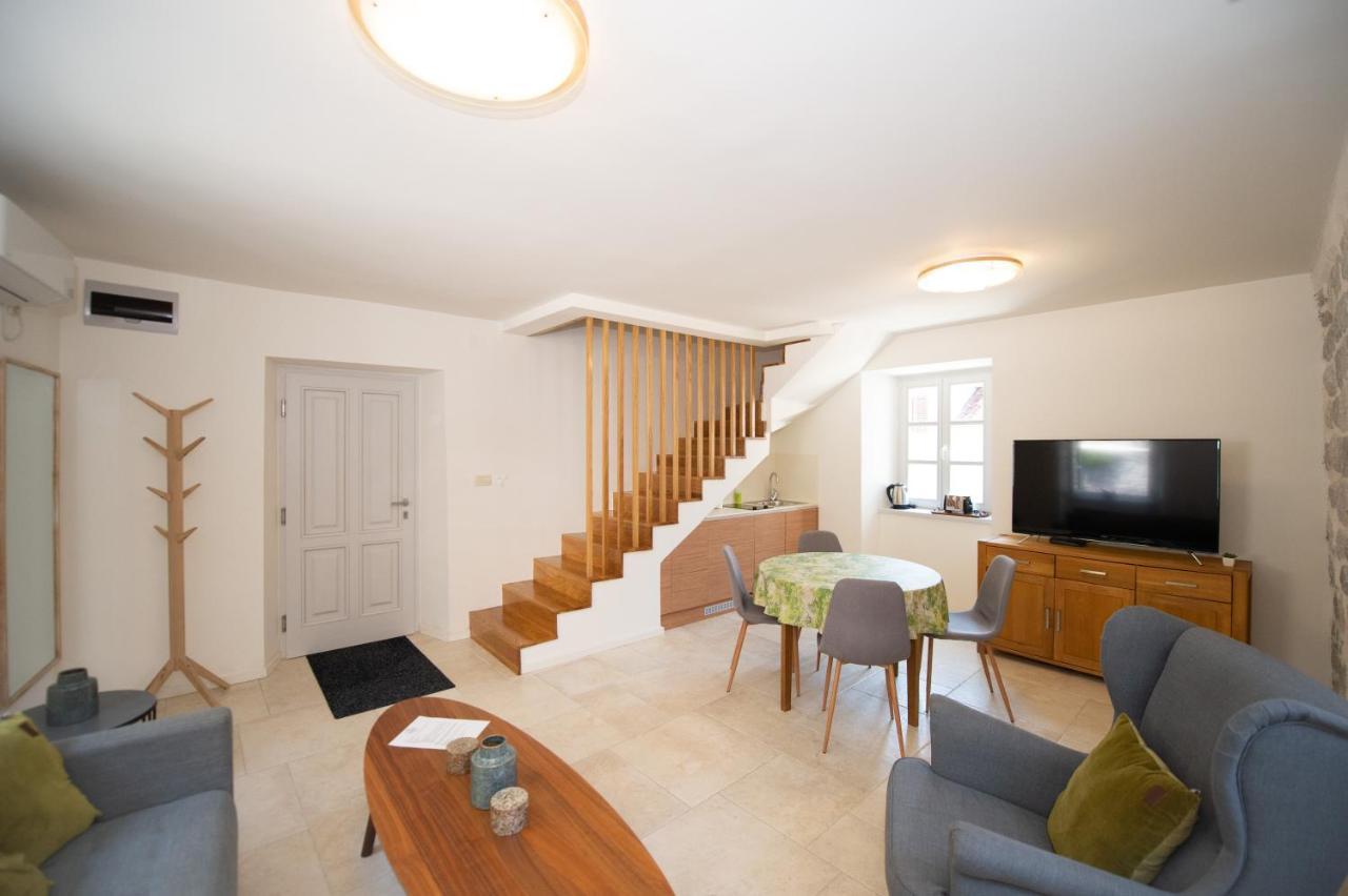 Katareo Apartments Котор Екстер'єр фото