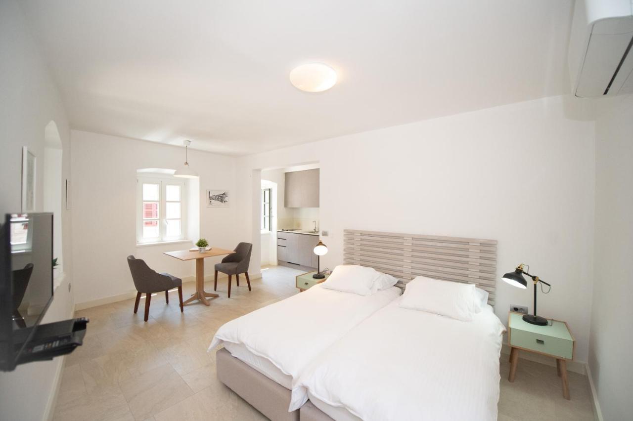 Katareo Apartments Котор Екстер'єр фото